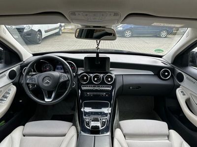 gebraucht Mercedes C250 AVANTGARDE Autom. AVANTGARDE