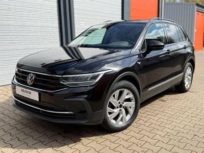 Gebraucht VW Tiguan Life 150 PS (110 kW) 2021 Schwarz SUV