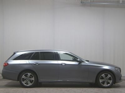 Mercedes E220