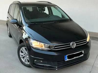 Gebraucht VW Touran 150 PS (110 kW) 2020 Schwarz Van / Kleinbus