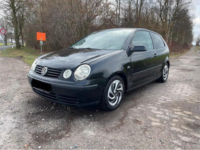 Gebraucht VW Polo 75 PS (55 kW) 2002 Schwarz Kleinwagen