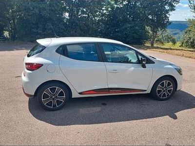 Gebraucht Renault Clio IV 75 PS (55 kW) 2013 Weiß Kleinwagen