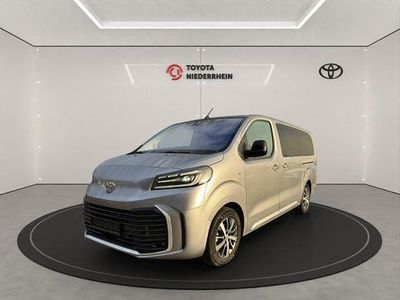 Gebraucht Toyota Proace Verso Club 177 PS (130 kW) 2024 Silver metallic Kombi