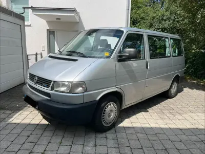 Gebraucht VW T4 88 PS (64 kW) 2002 Silber Van