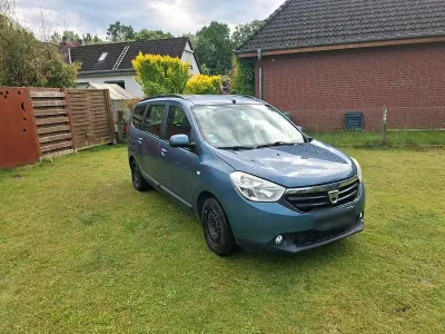 Gebraucht Dacia Lodgy 116 PS (85 kW) 2014 Blau Van / Kleinbus