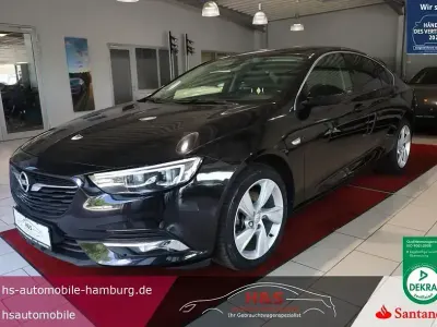 Gebraucht Opel Insignia Dynamic 170 PS (125 kW) 2017 Onyx schwarz Limousine