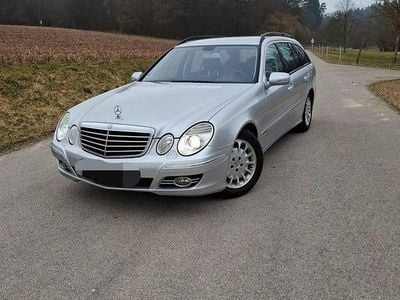 Gebraucht Mercedes E220 Avantgarde 170 PS (125 kW) 2008 Grau Kombi