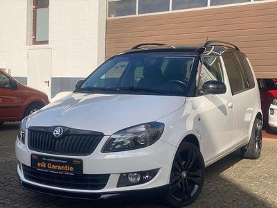 Weiß Gebraucht 2015 Skoda Roomster Noire Van / Kleinbus | 11.900 € (Teuer)