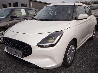 Nuova Suzuki Swift Club 83 CV (61 kW) 2025 Bianco Berlina