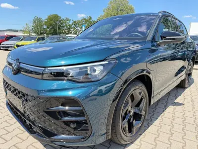 Gebraucht VW Tiguan R-line 150 PS (110 kW) 2026 Blau SUV