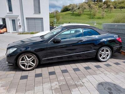 Usata Mercedes E500 Avantgarde 387 CV (284 kW) 2010 Nero Cabrio