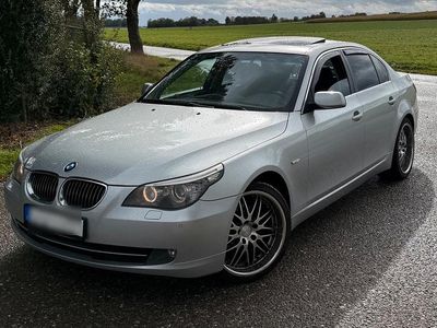 BMW 525