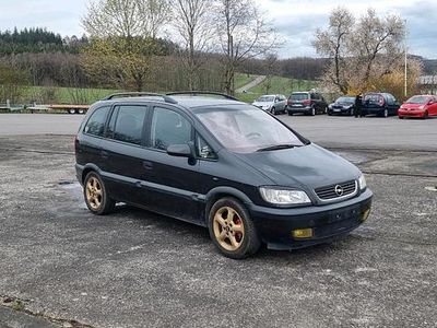 Gebraucht Opel Zafira 125 PS (91 kW) 2001 Schwarz Van / Kleinbus