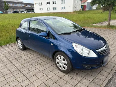 Używany Opel Corsa 82 KM (60 kW) 2009 Niebieski Hatchback