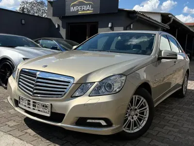 Brugt Mercedes E200 184 HK (135 kW) 2009 Beige Sedan