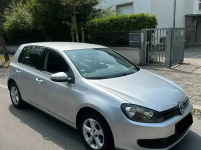 Gebraucht VW Golf VI 80 PS (58 kW) 2009 Silber Kleinwagen