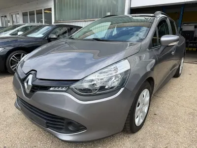 Gebraucht Renault Clio GrandTour Expression 73 PS (53 kW) 2015 Grau Kombi
