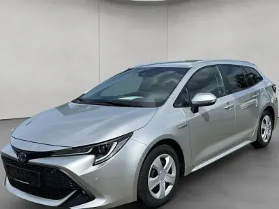 Gebraucht Toyota Corolla Team 184 PS (135 kW) 2021 Silber Kombi