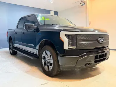 Gebraucht Ford F-150 Extended Range 427 kW (581 PS) 2025 Schwarz Pickup
