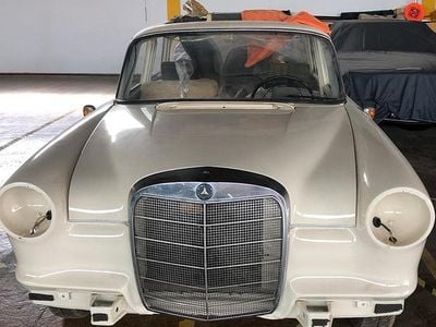 Usata Mercedes 190 1962 Beige Berlina