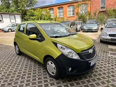 Gebraucht Chevrolet Spark LS 68 PS (50 kW) 2011 Grün Kleinwagen