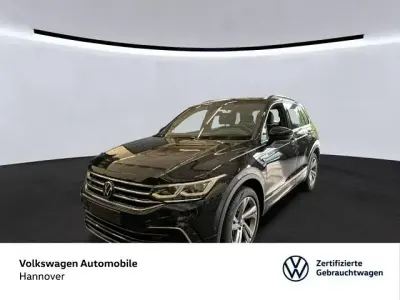 Gebraucht VW Tiguan Business 200 PS (147 kW) 2023 Schwarz SUV