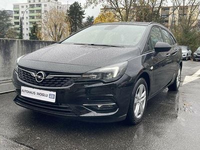 Schwarz onyx schwarz (metallic) Gebraucht 2021 Opel Astra Business Kombi | 14.340 € (Fairer Preis)