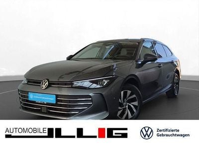 Usado VW Passat Business 150 HP (110 kW) 2025 Cinzento Carrinha