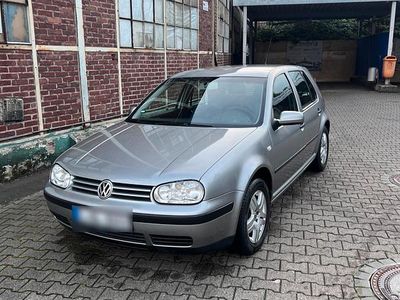Gebraucht VW Golf IV 101 PS (74 kW) 2002 Kleinwagen