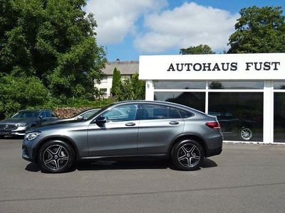 Grau Gebraucht 2020 Mercedes GLC200 AMG SUV | 38.500 €