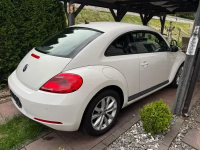 Gebraucht VW Beetle 105 PS (77 kW) 2012 Weiß Kleinwagen