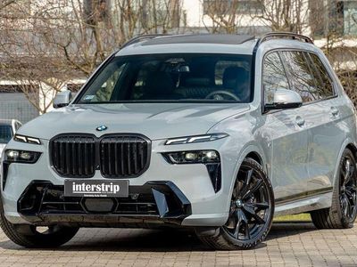 Gebraucht BMW X7 M Sport 352 PS (258 kW) 2026 Grau SUV
