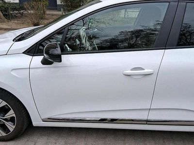 Usata Renault Clio V Evolution 91 CV (66 kW) 2022 Bianco Berlina