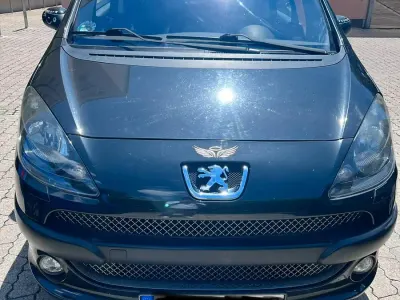 Gebraucht Peugeot 1007 109 PS (80 kW) 2006 Schwarz Van / Kleinbus