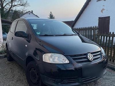 Gebraucht VW Fox 55 PS (40 kW) 2005 Schwarz Kleinwagen