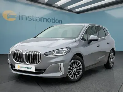 Gebraucht BMW 220 Active Tourer 156 PS (114 kW) 2023 Grau Van / Kleinbus