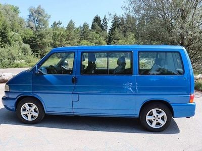 Second-hand VW Multivan 151 CP (111 kW) 2004 Albastru Monovolum