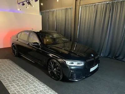 Używany BMW 750L M Sport 530 KM (389 kW) 2021 Czarny Sedan/Limuzyna
