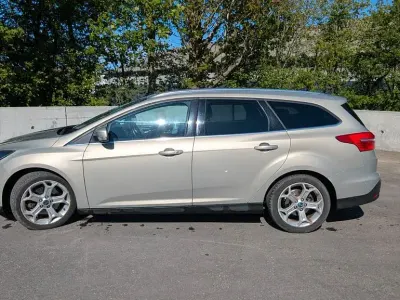 Używany Ford Focus Titanium 150 KM (110 kW) 2016 Szary Sedan/Limuzyna