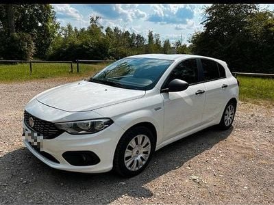 Weiß Gebraucht 2018 Fiat Tipo Kleinwagen | 8.700 € (Fairer Preis)
