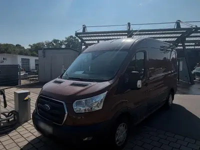 Gebraucht Ford Transit 131 PS (96 kW) 2021 Braun Van