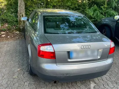 Gebraucht Audi A4 131 PS (96 kW) 2003 Grau Limousine