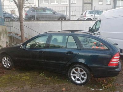 Usata Mercedes 180 2004 Blu Berlina