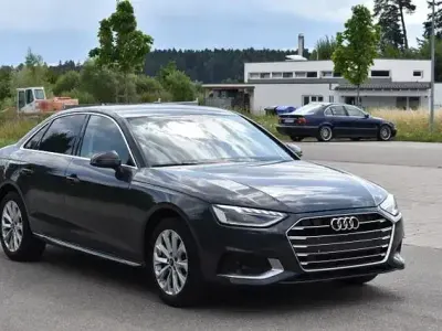 Gebraucht Audi A4 Advanced 204 PS (150 kW) 2022 Manhattangrau metallic Limousine
