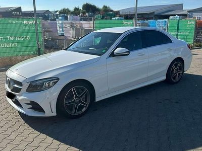 Usata Mercedes C300 AMG line 258 CV (189 kW) 2019 Bianco Berlina