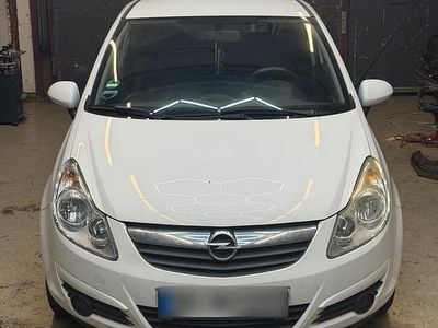 Usata Opel Corsa 60 CV (44 kW) 2009 Utilitaria