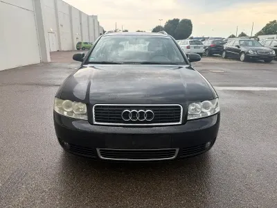 Gebraucht Audi A4 131 PS (96 kW) 2003 Schwarz Kombi