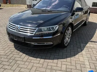 Gebraucht VW Phaeton 239 PS (175 kW) 2011 Schwarz Limousine