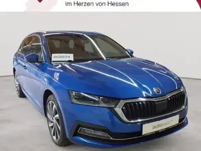 Gebraucht Skoda Octavia First Edition 150 PS (110 kW) 2021 Blau Kombi