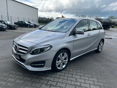 gebraucht Mercedes B180 Urban 7G-DCT Distronic Standheiz. LED PDC